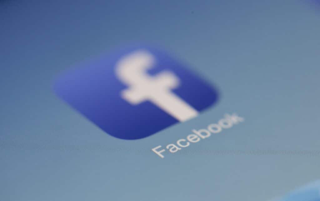 facebook logo screen